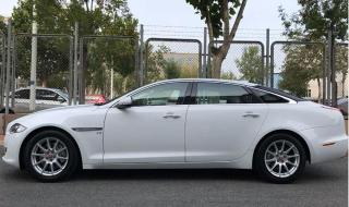 托运汽车2000公里多少钱